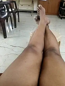 Snapshot of ammutamiltamil chatting on 11/21/25, 06:01 ammutamiltamil online show from 11/21/25, 06:01