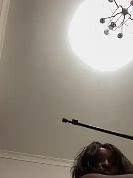 Snapshot of Lil-shawrie chatting on 02/13/26, 11:10 Lil-shawrie online show from 02/13/26, 11:10