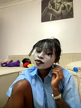 Lil-shawrie online show from 10/12/25, 10:22