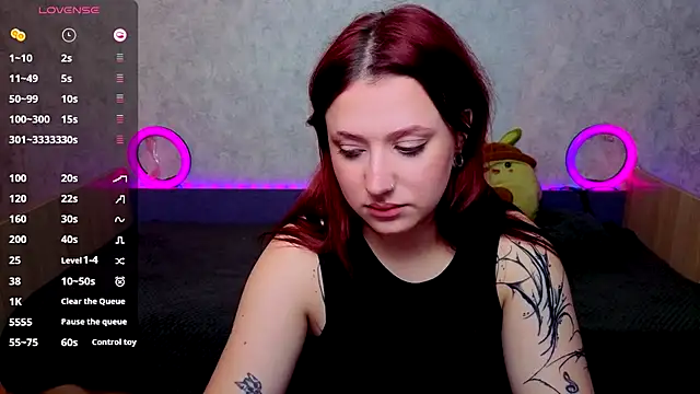 Snapshot of Mini_Lady1 chatting on 10/12/25, 07:32 Mini Lady1 online show from 10/12/25, 07:32