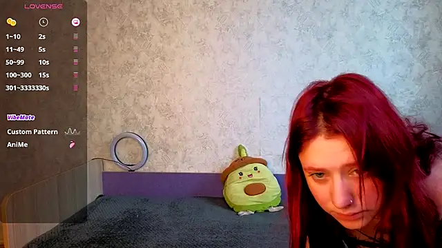 Snapshot of Mini_Lady1 chatting on 10/21/25, 07:30 Mini Lady1 online show from 10/21/25, 07:30