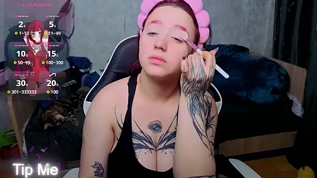 Mini Lady1 online show from 03/06/26, 09:15