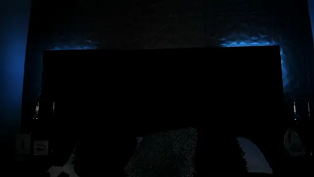 Snapshot of AxelThompson_ chatting on 11/14/25, 11:36 AxelThompson online show from 11/14/25, 11:36