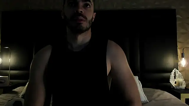 Snapshot of AxelThompson_ chatting on 11/21/25, 11:31 AxelThompson online show from 11/21/25, 11:31