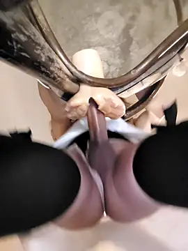 Snapshot of Samuraihotlady chatting on 10/29/25, 11:47 Samuraihotlady online show from 10/29/25, 11:47