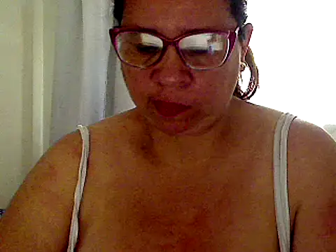 Snapshot of luciana69hot chatting on 02/24/25, 04:26 luciana69hot online show from 02/24/25, 04:26