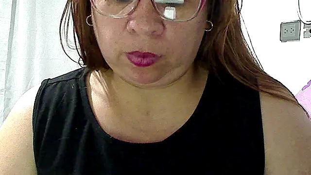 luciana69hot online show from 04/01/26, 03:41