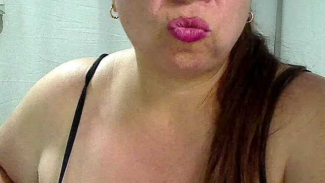 luciana69hot online show from 04/08/26, 04:08