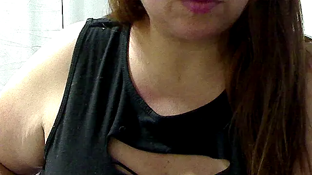 Snapshot of luciana69hot chatting on 05/12/26, 11:11 luciana69hot online show from 05/12/26, 11:11