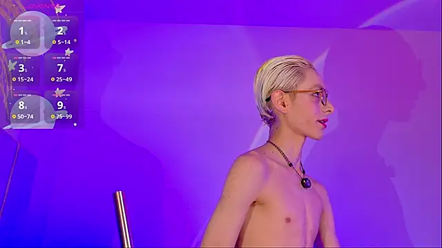 Snapshot of liiamluna_ chatting on 02/19/26, 09:28 liiamluna online show from 02/19/26, 09:28