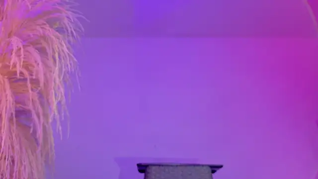 Snapshot of liiamluna_ chatting on 03/31/26, 09:33 liiamluna online show from 03/31/26, 09:33