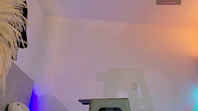 Snapshot of liiamluna_ chatting on 05/29/26, 12:33 liiamluna online show from 05/29/26, 12:33