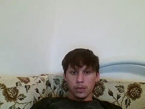 Snapshot of luciferalpha1231 chatting on 09/13/25, 04:40 luciferalpha1231 online show from 09/13/25, 04:40