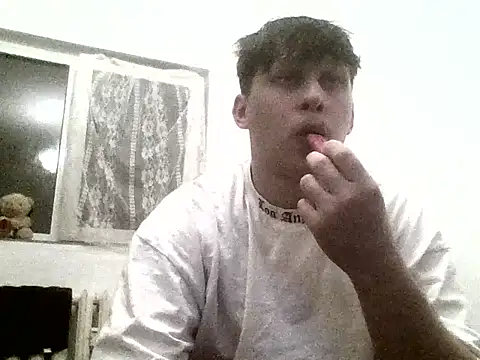 luciferalpha1231 online show from 06/06/26, 07:08