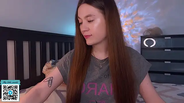 mia here online show from 09/10/25, 10:36