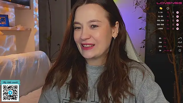 mia here online show from 12/01/25, 02:12