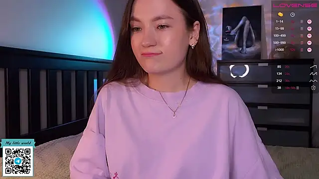 mia here online show from 09/27/25, 08:26