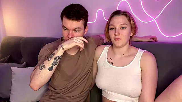 julielourens online show from 10/11/25, 08:15