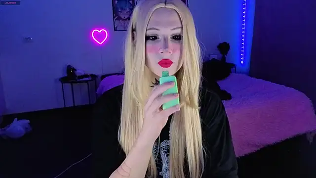 your little eva online show from 10/02/25, 07:06