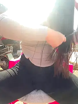 chenyu0308 online show from 12/19/25, 03:32