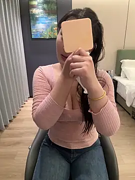 chenyu0308 online show from 04/13/26, 02:26