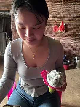 chenyu0308 online show from 04/03/26, 07:37