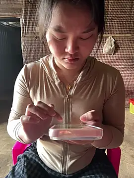 chenyu0308 online show from 02/15/26, 02:23