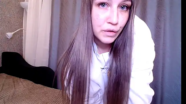 CherryZlata online show from 11/30/25, 04:52