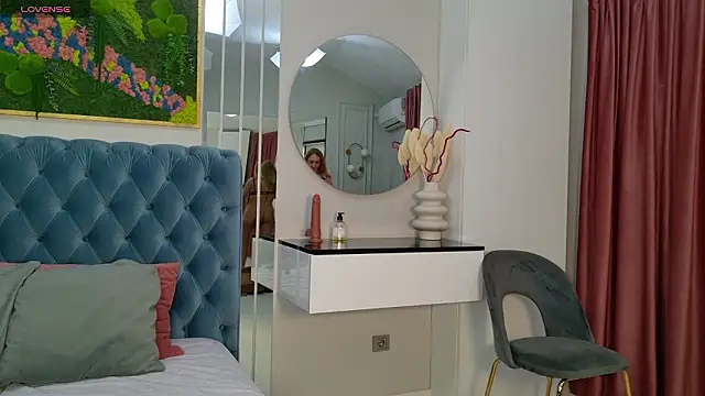 SiennaPierce online show from 03/23/26, 05:18