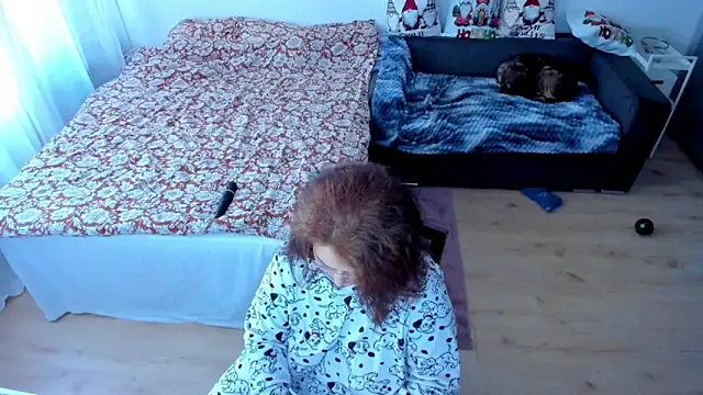 Squirt Kimm online show from 12/19/25, 10:06