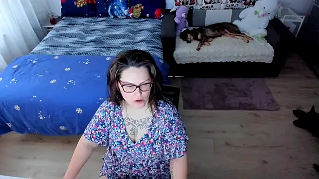 Squirt Kimm online show from 11/28/25, 10:15