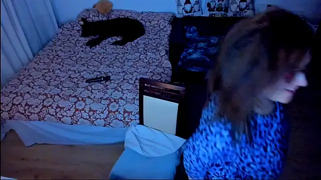 Squirt Kimm online show from 12/20/25, 02:42