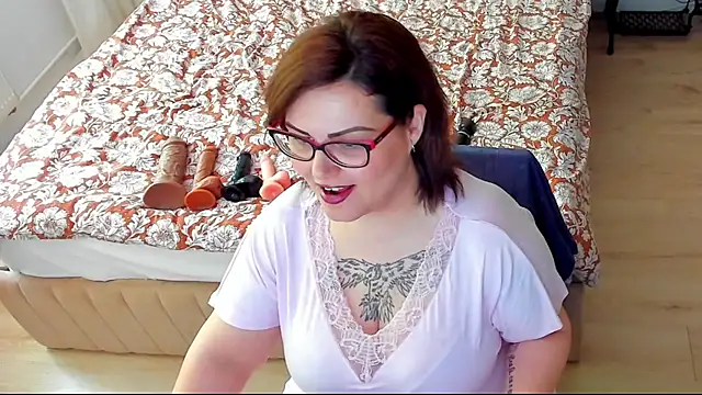 Snapshot of Squirt_Kimm chatting on 04/28/26, 11:14 Squirt Kimm online show from 04/28/26, 11:14
