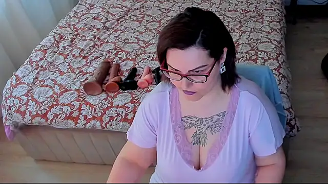 Snapshot of Squirt_Kimm chatting on 05/01/26, 01:27 Squirt Kimm online show from 05/01/26, 01:27