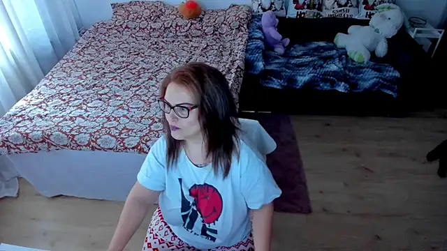 Squirt Kimm online show from 12/17/25, 11:26