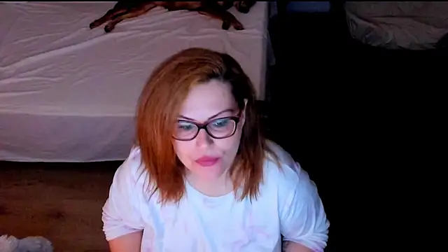 Snapshot of Squirt_Kimm chatting on 02/14/26, 05:07 Squirt Kimm online show from 02/14/26, 05:07