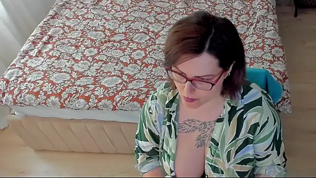 Squirt Kimm online show from 04/19/26, 01:01