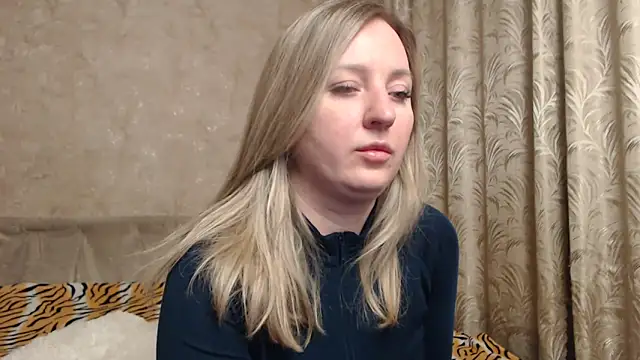 hotsteacher online show from 04/15/26, 01:00