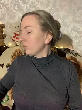 hotsteacher online show from 12/22/25, 04:12