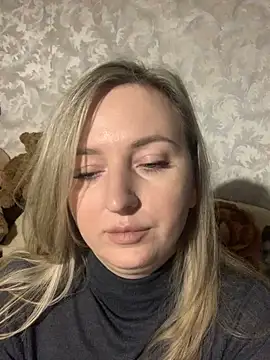 hotsteacher online show from 12/20/25, 02:03