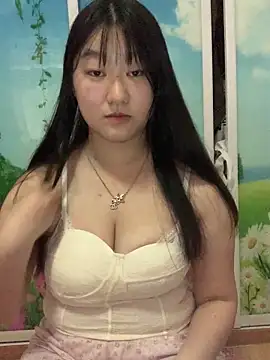 xialuo25 online show from 04/15/26, 06:19