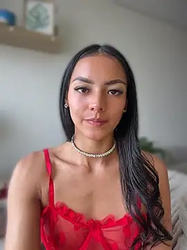 Snapshot of im-isabella chatting on 07/17/26, 05:43 im-isabella online show from 07/17/26, 05:43