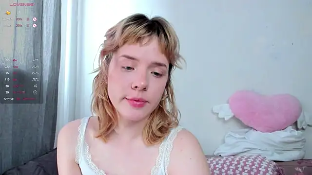  CuteAsFuck  online show from 04/22/26, 10:44