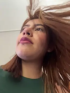 sara calderon online show from 02/11/26, 01:33