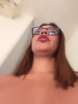 sara calderon online show from 02/10/26, 01:21