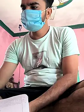 Snapshot of Riyansh_mehta chatting on 10/08/25, 06:26 Riyansh mehta online show from 10/08/25, 06:26