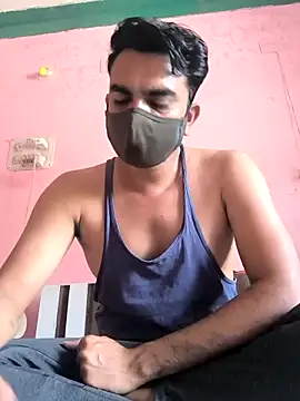 Snapshot of Riyansh_mehta chatting on 10/18/25, 07:43 Riyansh mehta online show from 10/18/25, 07:43