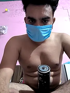 Snapshot of Riyansh_mehta chatting on 10/07/25, 05:58 Riyansh mehta online show from 10/07/25, 05:58