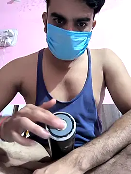 Snapshot of Riyansh_mehta chatting on 10/06/25, 05:24 Riyansh mehta online show from 10/06/25, 05:24