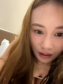 uulove521 online show from 11/26/25, 02:28